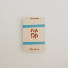 Load image into Gallery viewer, Cosmos Pocket Flower Press