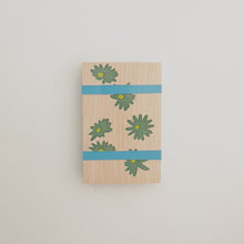 Load image into Gallery viewer, Chamomile Pocket Flower Press